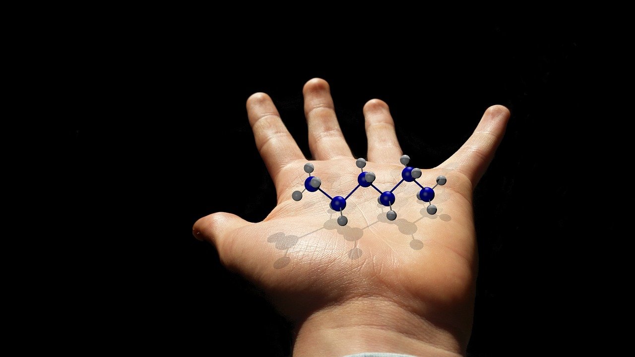 hand, molecule, chemistry-898232.jpg